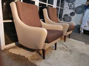 Gorgeous Mid-Century Parker-Eames Retro 70s Armchairs -Can Del