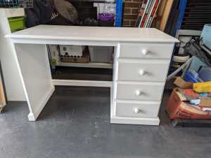 White painted solid wood desk with 4 drawers