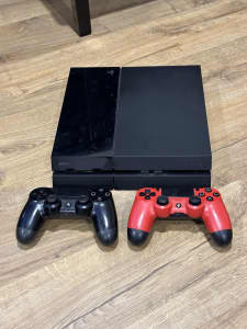 Playstation 4 w/ 2 controllers