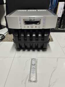 Marantz SA-15 S1 SACD Super Audio CD Player - Remote Control.