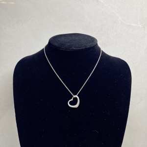 Authentic Tiffany&Co Sterling Silver 925 Elsa Peretti Heart Necklace