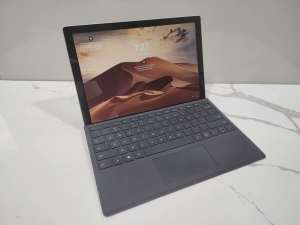 Microsoft Surface Pro 6 TOUCHSCREEN i5-8350U 8GB RAM WIN11 PRO