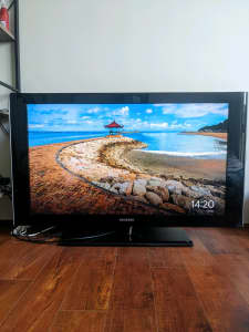 Samsung 40 inch LCD TV