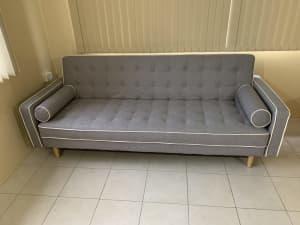 Double Sofa Bed - Futon Lounge …….!!!!