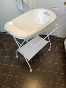 Baby Bath Tub and Stand For Sale