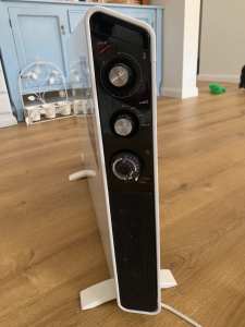 Stand alone or wall mount heater