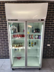 Skope Commercial door fridge 