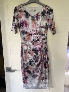 Anthea Crawford dress size 8
