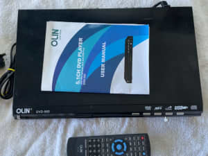 DVD PLAYER Like new with remote and User manual