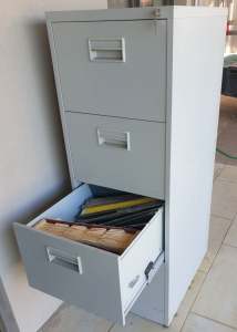 Filing cabinet 4 draw in pretty good cond with keys