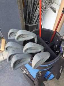GOLF CLUBS FULL SET WITH HYBID