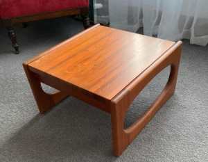 Vintage solid Tasmanian Blackwood low lamp or side table retro MCM