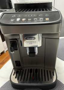 Delonghi fully automatic coffee machine