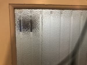 Wanted: WANTED Glass door - vintage glass pattern as pictured