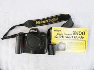 Nikon D100 digital camera