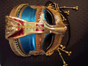 Cleopatra eye mask 
