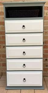 Tallboy / Slimboy Timber Hampton 5 drawers repainted Penrith pick up