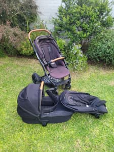 Redsbaby Jive Single/Double Pram with Basonette and Accessories