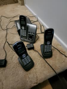 Uniden cordless phone set of three