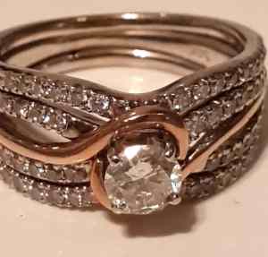 14k white gold Diamond ring