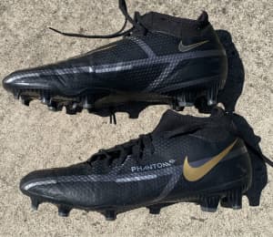 NIKE PHANTOM GT FOOTBALL BOOTS - Size US 42.5 - EXCELLENT CONDITION