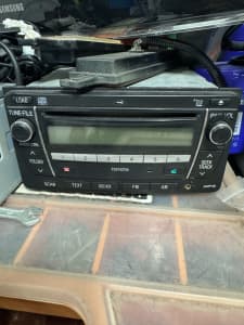 Toyota Hilux cd player