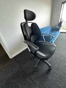 Office chair with back support
