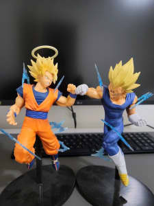Dragon Ball models (great condition)