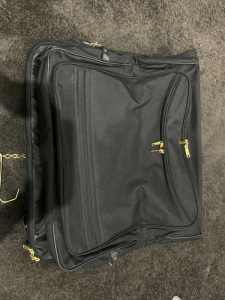 Suit Luggage Garmet Bag Carry On