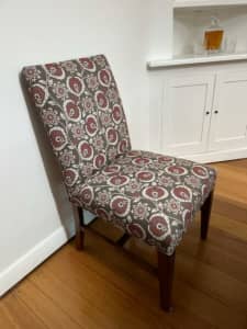 Dining chairs x8