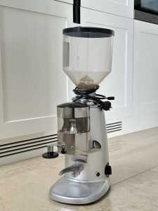 Quamar M1 coffee grinder