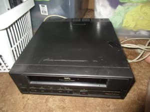Goldstar VHS Player
