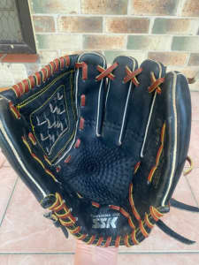 Softball/Baseball glove