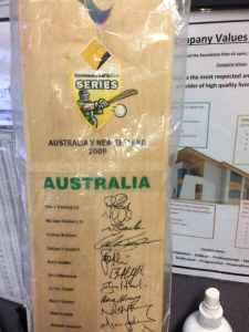 Cricket Australia - Australia v New Zealand 2009 bat