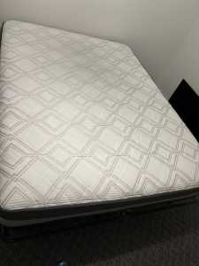 Queen size mattress super comfortable and thick