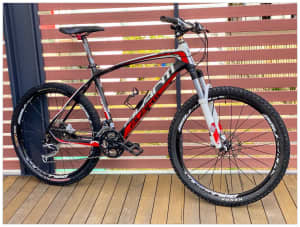 AVANTI COMPETITOR 26in CARBON RACE HARDTAIL PENDING