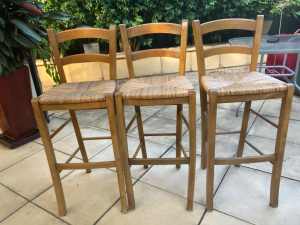 3 pine bar or kitchen stools