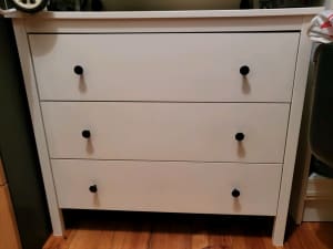 Ikea white drawer unit