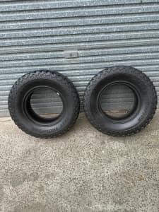 Set of Mikki Thompson BAJA 265/75 R16 tyres