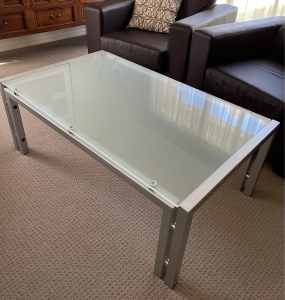 GLASS COFFEE TABLE - Pick up from BULLEEN or FITZROY