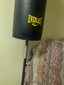 Everlast Boxing bag on stand