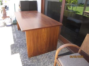 Wanted: Large timber table 1700x900x730