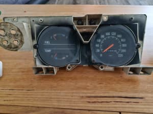 Ford Falcon XC cluster