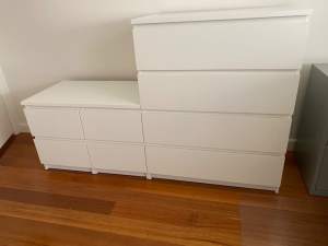 Chest of white 4 drawers and a pair of 2 drawer bedside tables