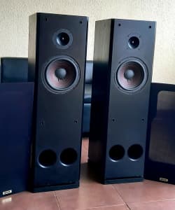 Vintage KRIX IMPAX speaker system.
