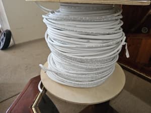 180 metres 4 core electrical cable