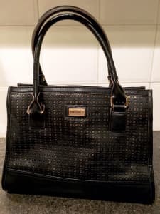 Laura Jones ~ Ladies Handbag Black