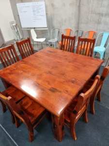 Dining Table & 6 Matching Chairs