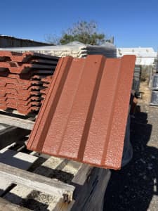 Roof tiles monier 100’s new and 2nd hand