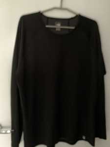 North Face Winter Base Layer Top XXL Black, A1, pickup South Guildford